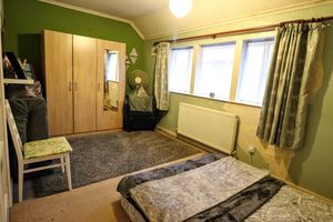 Bedroom- click for photo gallery